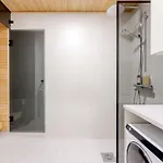 New 2 Bedroom Close To Arctic Circle